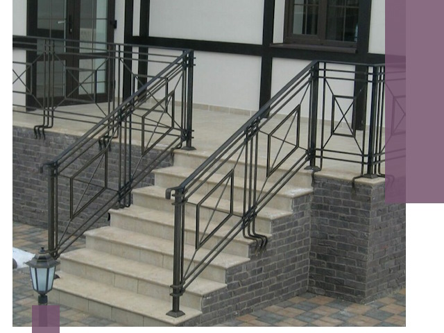 Перила для крыльца в Борзе — монтаж, изготовление и установка