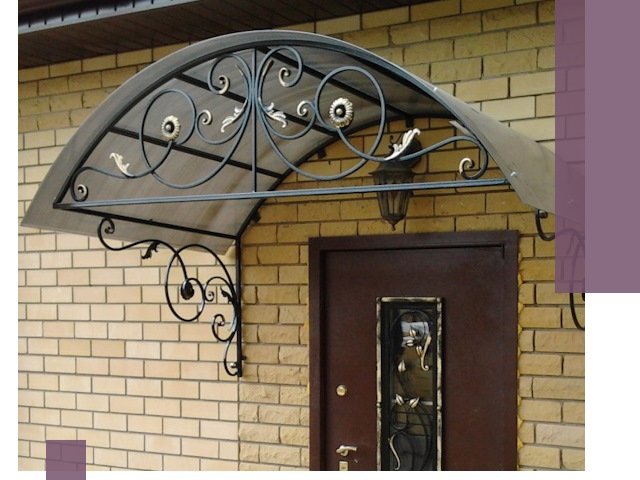 Изготовление козырьков из металла под ключ в Борзе