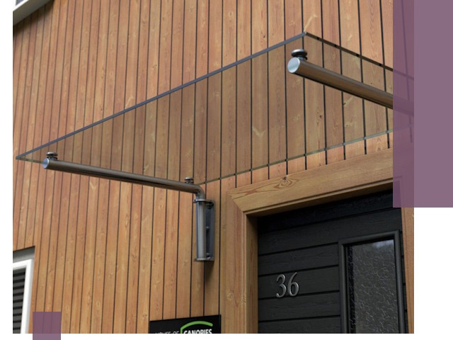 Стеклянные козырьки на входы и фасады в Борзе